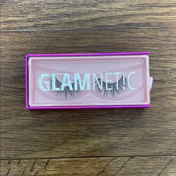Glamnetic False Eyelashes - Picture 1 of 5